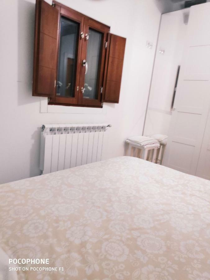 Apartamento Sayly Burgos Exterior foto